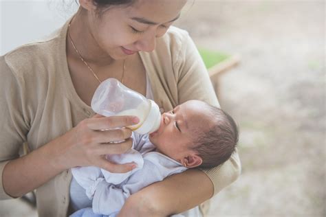 中國姓名 夢到抱嬰兒餵奶